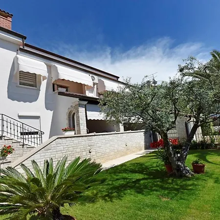 Lavizatic Guest house Porec