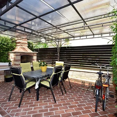 Guest house Lavizatic 3*