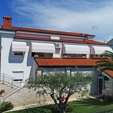 Lavizatic 3* Poreč