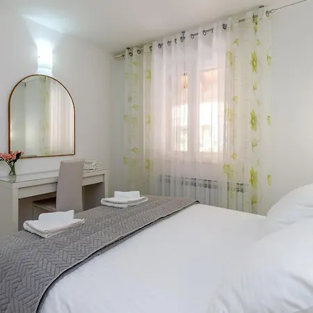 Guest house Lavizatic 3*