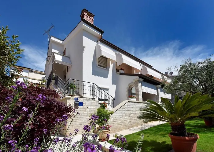 Lavizatic בית הארחה