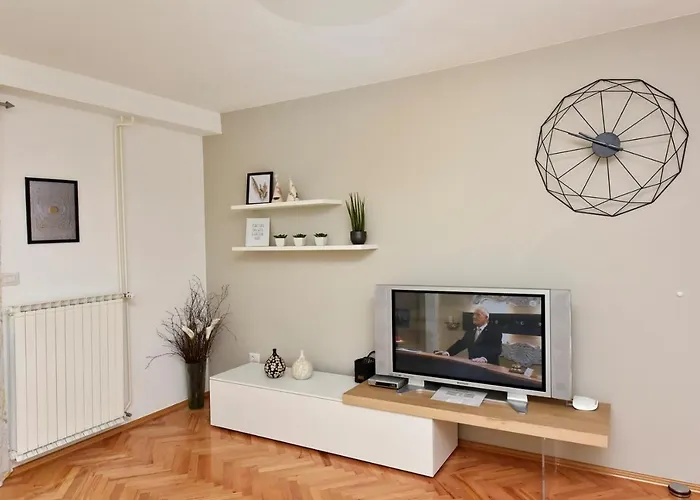 Lavizatic Πόρετς